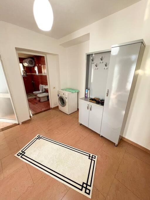 Scanderbeg Square 2Br Apt Tirana Extérieur photo